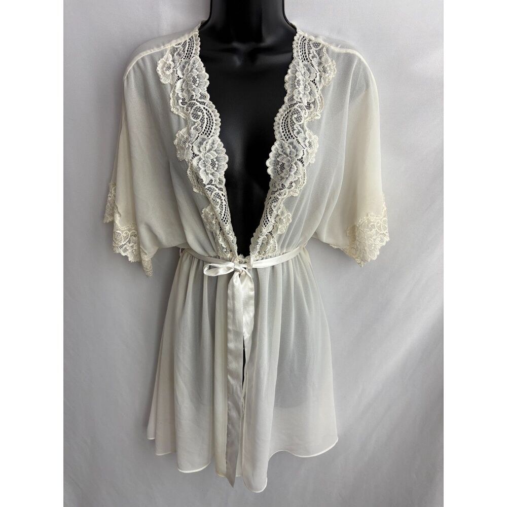 Vintage Seductive Wear by Cinema Etoile Cream Lace Trim Robe M Bohemian Boho